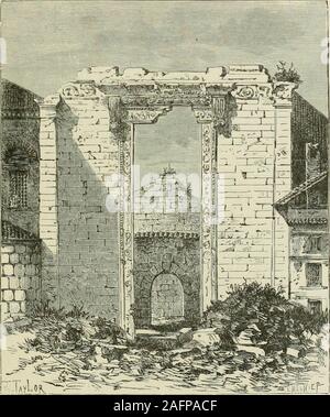 . Histoire de Rome et du peuple romain, de son origine jusqu'à l'invasion des barbares ;. La dernière YEAIiS d'Auguste. 293 d'autres triomphes décrété par le Sénat qui m'ont retenu, et fromcelebrating ont contenté avec le dépôt, les lauriers en theCapitol, dans l'accomplissement des vœux que j'ai faites au nom de l'statein chaque guerre. En raison des succès obtenus par moi, ou par mon lieutenantsunder mes auspices, le Sénat a cinquante-cinq fois décrété l'action de grâce. Restes DU TEMPLE DE ROME ET AUGUSTE (L'AUGUSTEUM) À ANCYRA. à la dieux immortels. Huit cent quatre-vingt-dix da Banque D'Images