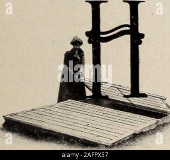 . Biggle jardin livre ; les légumes, petits fruits et fleurs pour le plaisir et profit. Les plants de tomates de raclage. Ce JARDINIER A COMMENCÉ LA SEMENCE DANS THEHOTBED ; SOL APPARTEMENTS SONT SOUVENT PLUS COMMODE CHAPITRE II DES FOYERS ET COLDFRAMES. Les graines, comme l'humanité, sont en mesure de dormir et zvell upearly obtenir, s'ils ont un bon lit.-Tim. Il OTBEDS locatednear whichcan est une dépendance soit réchauffé et utilisé. fortransplanting Il également un avantage à havethem près de la source d'eau,à moins que l'eau est canalisée au jumeaux. Un aspectis sud souhaitable et les cadres doivent exécuter l'Est et l'ouest, avec la vitre oblique à t Banque D'Images