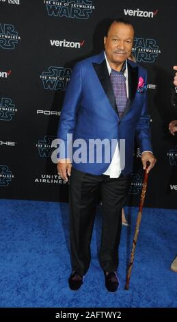 Hollywood, Californie, USA 16 décembre 2019 l'acteur Billy Dee Williams assiste à la première mondiale de Lucasfilm 'Star Wars : La montée de Skywalker' le 16 décembre 2019 à Hollywood, Californie, USA. Photo de Barry King/Alamy Live News Banque D'Images