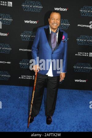 Hollywood, Californie, USA 16 décembre 2019 l'acteur Billy Dee Williams assiste à la première mondiale de Lucasfilm 'Star Wars : La montée de Skywalker' le 16 décembre 2019 à Hollywood, Californie, USA. Photo de Barry King/Alamy Live News Banque D'Images