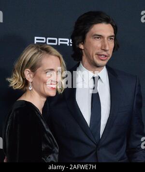 Los Angeles, United States. 25Th Dec 2019. Adam Driver d'acteur et son épouse Joanne Tucker assister à la première mondiale de la motion picture fantasy sci-fi ' : la montée de Skywalker" au théâtre chinois de Grauman dans la section Hollywood de Los Angeles le Lundi, Décembre 16, 2019. Scénario : les visages de la résistance de la première commande une fois de plus dans le dernier chapitre de la saga Skywalker. Photo par Jim Ruymen/UPI UPI : Crédit/Alamy Live News Banque D'Images