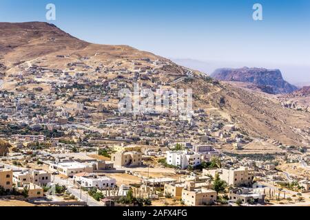 Wadi Musa petite ville dans le désert près de Petra, Jordanie, Moyen-Orient, Banque D'Images