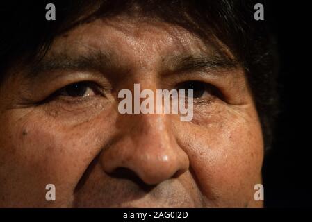 Buenos Aires, Argentine. 25Th Dec 2019. Evo Morales, ancien président de la Bolivie, lors d'une conférence de presse à Buenos Aires, Argentine, le Mardi, Décembre 17, 2019 Credit : Mario De Fina/FotoArena/Alamy Live News Banque D'Images