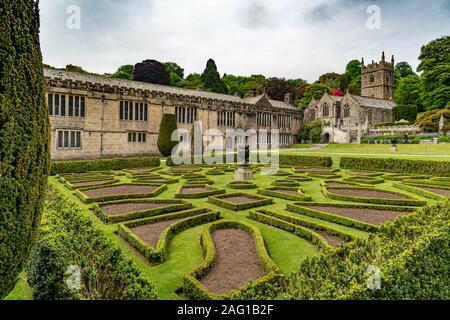 Lanhydrock House et Jardin dans le sud près de Cornwall Bodmin, National Trust, Angleterre, Royaume-Uni, Grande Bretagne Banque D'Images