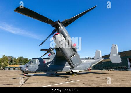 KLEINE-BROGEL, BELGIQUE - Sep 14, 2019 : US Air Force Bell Boeing V-22 Osprey avion à rotors basculants sur le tarmac de la base aérienne d'Oostende. Banque D'Images