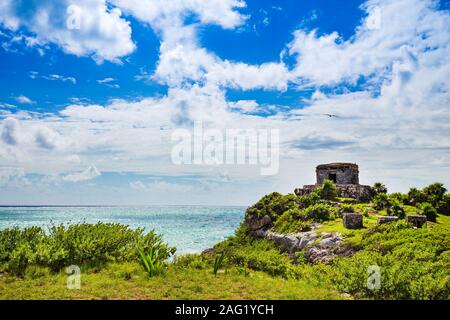 Les anciens mayas, ruine à la plage de Tulum, Mexique Banque D'Images