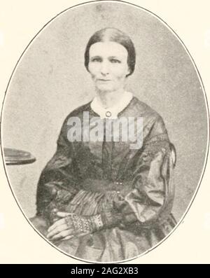 . La généalogie et descendants de Luc Poisson, sr., dans l'ordre chronologique (de 1760-1904. accueil de thefirst missionnaires allemands, ainsi que des ministres anglais. Buvingerwas marie un membre fidèle de l'pastorsclass. Sa dernière maladie était très protractedand ses souffrances, mais elle wasalways calme et paisible, et est mort le 19 février 1868, dans sa soixante-huitième année.Elle est enterrée dans le cimetière Woodland, Dayton, Ohio. Buvinger thedaughter Mary était de Jacob et Catharine Snyder.Jacob Snyder est né à SomersetCounty, New York, le 22 septembre 1777, et est mort à Dayton, Ohio. 11 juillet 1854.Il marri Banque D'Images