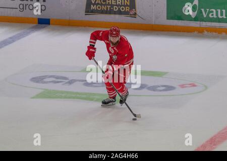 Lausanne, Suisse. 12 juillet, 2019. Jonas Junland de Lausanne Hc est action pendant un match de la Ligue Suisse Lausanne HC et de l'ALN avec EV Zug. EV Zug gagne 3-0 (Photo par Eric Dubost/Pacific Press) Credit : Pacific Press Agency/Alamy Live News Banque D'Images