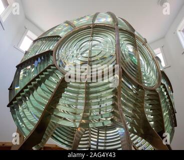 Détail de la 1910 Rock of Ages Phare lentille de Fresnel 2e ordre a été utilisé sur le lac Supérieur à la sapinière Vistor Center sur l'Île Royale Banque D'Images