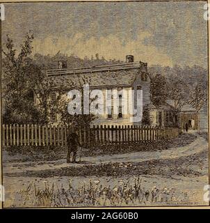 . Henry Wadsworth Longfellow ; une notice biographique. Bowdoin College, atBrunswick, non loin à l'est de Portland. Pour les 44 Henry Wadsworth Longfellow. première année il a poursuivi ses études principalement athome. Il doit avoir été un grand lecteur comme wellas un étudiant complète, parce que dans son earliestwritings il y a une évidente connaissance large-ment à l'anglais et d'autres-tures litera moderne. En fait, son enfance n'était pas un,dans le sens habituel du terme. Il enjoyedan voile occasionnelles entre les îles, andwas un visiteur fréquent à la lignée paternelle accueilen Gorham et à la maison de son grand-père Wadsworth. En th Banque D'Images