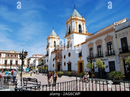 Vue de l'église paroissiale de Socorro dans la Plaza del Socorro, Ronda, Province de Malaga, Andalousie, Espagne, Europe. Banque D'Images