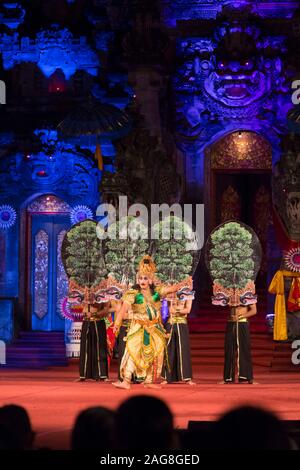 Ardha Chandra amphithéâtre, 2015 festival d'art de Bali, Denpasar, Bali Banque D'Images