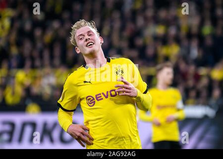 Julian Brandt (Borussia Dortmund). GES/Fußball/1. Bundesliga : Borussia Dortmund - RB Leipzig, 17.12.2019 - 1ère Division Football/soccer : Borussia Dortmund vs RB Leipzig, Dortmund, Dec 17, 2019 - Règlement du LDF à interdire toute utilisation des photographies comme des séquences d'images et/ou quasi-vidéo. Dans le monde d'utilisation | Banque D'Images