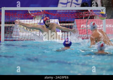 Civitavecchia, Italie, 17 décembre 2019, l'objectif de l'Italie lors de la Ligue mondiale de water-polo pallanuoto européenne Hommes - Italia contre la Géorgie - Water-polo de l'équipe nationale italienne - Crédit : LPS/Luigi Mariani/Alamy Live News Banque D'Images