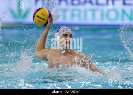 Civitavecchia, Italie. 25Th Dec 2019. vincenzo dolce (Italia) lors de la Ligue mondiale de water-polo européen Hommes - Italia contre la Géorgie, le water-polo de l'équipe nationale italienne à Civitavecchia, Italie, le 17 décembre 2019 : Crédit Photo Agency indépendante/Alamy Live News Banque D'Images