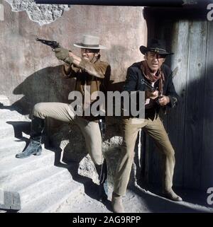 JAMES STEWART et Dean Martin dans BANDOLERO ! (1968), réalisé par Andrew C. MCLAGLEN. Crédit : 20TH CENTURY FOX / Album Banque D'Images