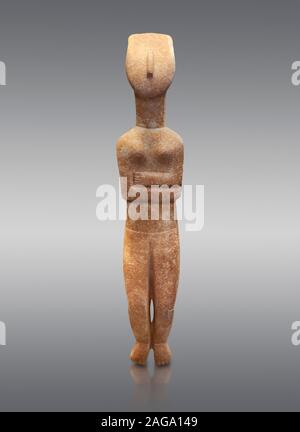 Figurine statue cycladique femelle avec bras croisés du Spedos Dokathismata et type. Au début de la période cycladique II (2800-3200) de Naxos. Archebactérie National Banque D'Images