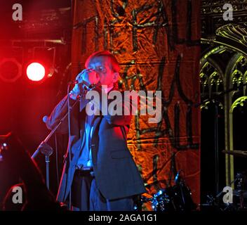 Mark E Smith & l'automne effectuer le 15/05/2014 - concert de la Cathédrale de Manchester Mark.F.Smith Banque D'Images