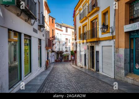 Rue de l'ancien article de Cordoue dans l'Andalousie, région de l'Espagne Banque D'Images