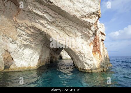 Côte Rocheuse de Kap Skinari, l'emplacement de la grotte bleue, Zante, Grèce Banque D'Images