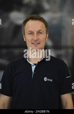 Cologne, Allemagne. Dec 10, 2019. L'astronaute allemand Matthias Maurer pose au Centre européen des astronautes (EAC) sur le site de l'ESA. Crédit : Felix Hörhager/dpa/Alamy Live News Banque D'Images