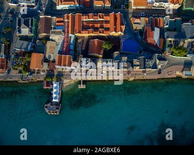 Photo aérienne de la belle ville de Kralendijk à Bonaire, dans les Caraïbes Banque D'Images