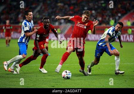 Roberto Firmino de Liverpool en action au cours de la Fifa Club World Cup semi finale match à la Khalifa International Stadium, Doha. Banque D'Images