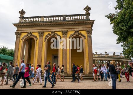 Berlin, Allemagne - 17 août 2019 - Vue sur le palais de Sanssouci, l'ancien palais d'été de Frédéric le Grand, roi de Prusse, à Potsdam, Berlin Banque D'Images