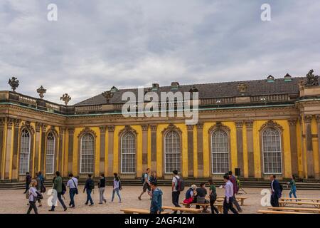 Berlin, Allemagne - 17 août 2019 - Vue sur le palais de Sanssouci, l'ancien palais d'été de Frédéric le Grand, roi de Prusse, à Potsdam, Berlin Banque D'Images