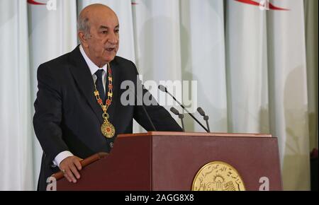 Alger, Algérie. Dec 19, 2019. Le président algérien Abdelmadjid Tebboune parle lors de son assermentation. Credit : Farouk Batiche/dpa/Alamy Live News Banque D'Images