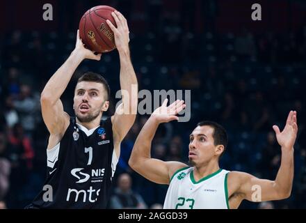 Belgrade, Serbie. Dec 18, 2019. Nemanja Gordic de Partizan Belgrade Nis pousses pour trois points. Credit : Nikola Krstic/Alamy Live News Banque D'Images