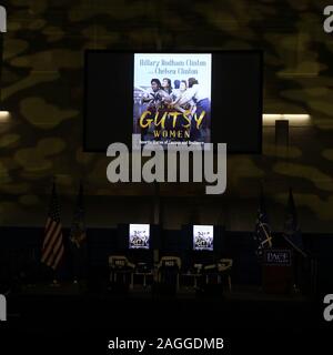 18 Décembre 2019 - Pleasantville, New York - atmosphère à la Gutsy Women : Une soirée avec Mme Hillary Rodham Clinton, et Chelsea Clinton ; animée par Vanessa L. Williams à l'Université Pace. (Crédit Image : © Michael Blake/AdMedia via Zuma sur le fil) Banque D'Images