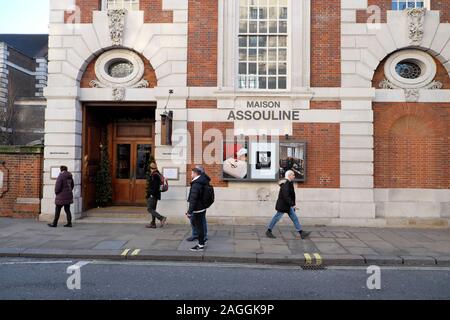 Les marques de luxe et maison Assouline books store sur Piccadilly à Londres Angleterre Royaume-uni KATHY DEWITT Banque D'Images