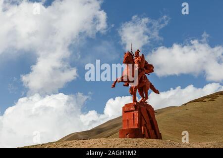 Chui, le Kirghizistan - Octobre 07, 2019 : Monument à Manas. Épopée de Manas. Monument aux héros de la population kirghize. Banque D'Images