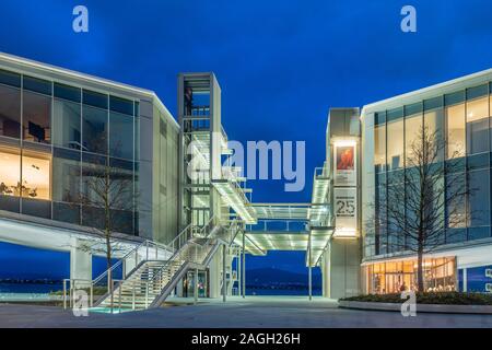 Santander, Espagne. Centro Botín galerie d'art, conçu par le lauréat du prix Pritzker, l'architecte Renzo Piano. Banque D'Images