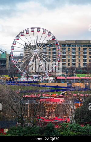 Noël À Édimbourg, Princes Street Gardens, Marché Allemand Banque D'Images