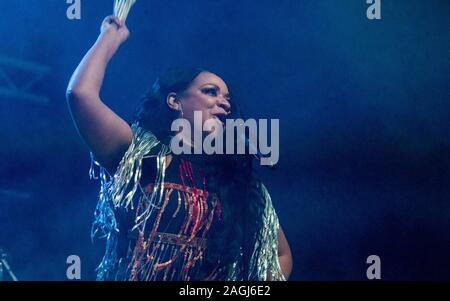 Happy Mondays effectuer à l'O2 Academy de Bournemouth. Crédit : Charlie Raven/Alamy Banque D'Images