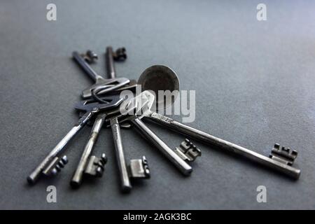 Trousseau de clés avec les clés pour les cellules de prison Banque D'Images