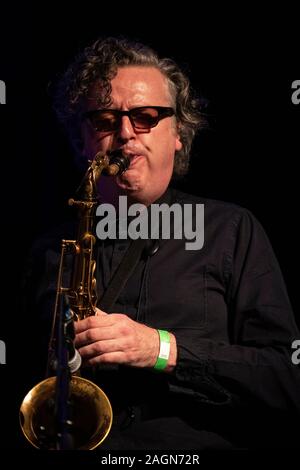 Julian Siegel en solo avec les partisans, Scarborough Jazz Festival 2019 Banque D'Images