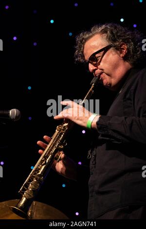 Julian Siegel en solo avec les partisans, Scarborough Jazz Festival 2019 Banque D'Images