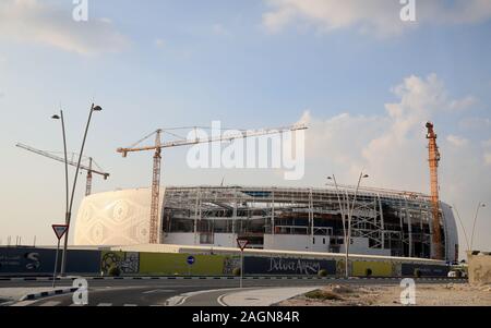 Les travaux de construction se poursuit sur l'Al Thumama Stadium, Doha, Qatar. Banque D'Images