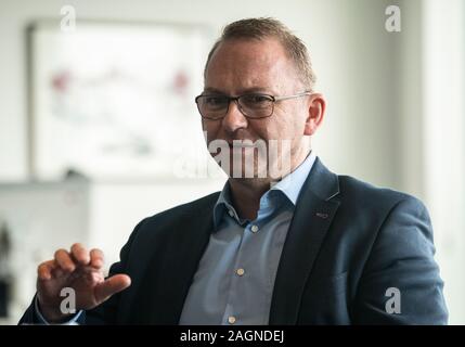 Berlin, Allemagne. 25Th Dec 2019. Verdi patron Frank Werneke donne une interview. Crédit : Paul Zinken/dpa/Alamy Live News Banque D'Images