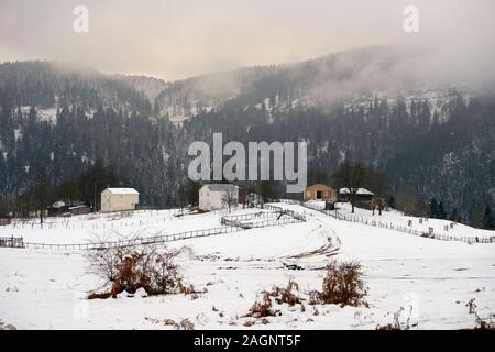 Paysage de neige dans le comté de highland trabzon turquie tonya Banque D'Images