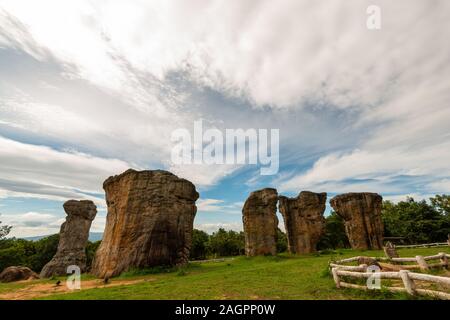 Mo Hin Khao, Stonehenge, la destination de voyage dans le parc public de Chaiyaphum, Thaïlande Banque D'Images