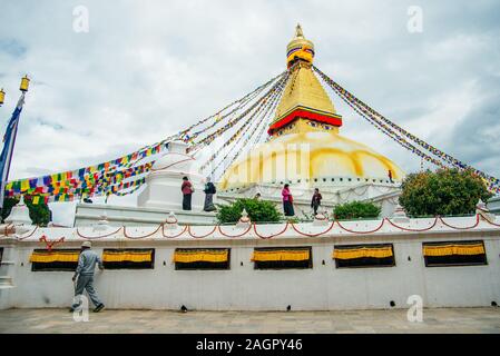 Boudhanath, Katmandou, Népal - Octobre 2019 Stupa Boudhanath, l'un des plus grands stupas temple tibétain sphérique Banque D'Images