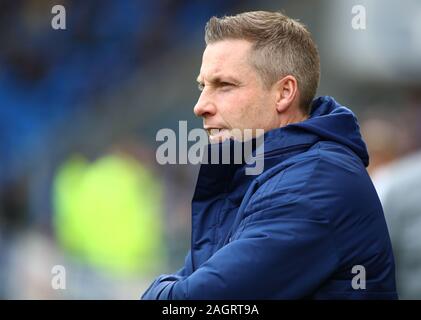 Cardiff, Pays de Galles, Royaume-Uni.. Dec 21, 2019. Championnat de football anglais, la ville de Cardiff contre Preston North End ; Neil Harris, gestionnaire de la ville de Cardiff - strictement usage éditorial uniquement. Pas d'utilisation non autorisée avec l'audio, vidéo, données, listes de luminaire, club ou la Ligue de logos ou services 'live'. En ligne De-match utilisation limitée à 120 images, aucune émulation. Aucune utilisation de pari, de jeux ou d'un club ou la ligue/player Crédit : publications Plus Sport Action Images/Alamy Live News Banque D'Images