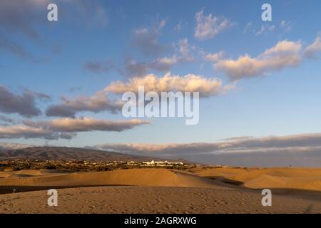 Paysage au coucher du soleil sur les sables de l'Maspaloms, Gran Canaria, Espagne Banque D'Images