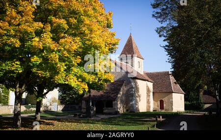 Village et de la chapelle palluau-sur-Indre en Berry, France Banque D'Images