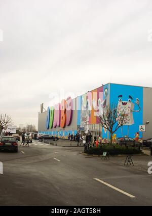 Le centre commercial Jumbo. Magasin de jouets. Grand panneau, le logo de Jumbo Store à Bucarest, Roumanie, 2019 Banque D'Images