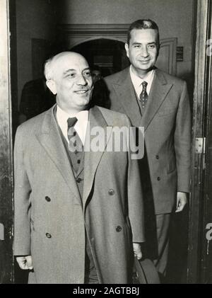 Les politiciens italiens PM Amintore Fanfani et Aldo Moro, Rome, Italie 1960 Banque D'Images